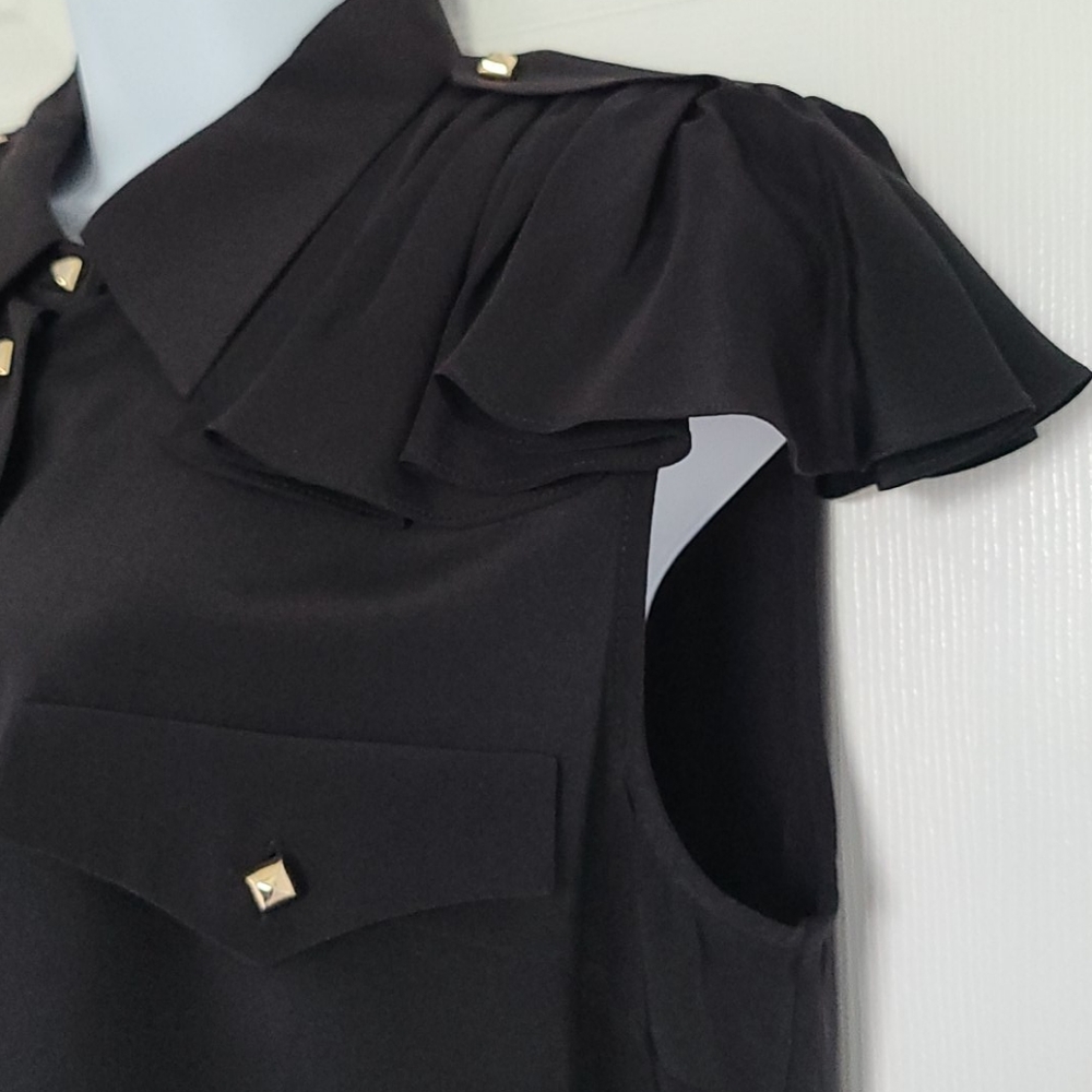 NWT 100% Silk Short Sleeves Ruffel Detailed Shoulder, Size 10